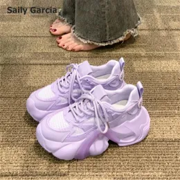 Повседневная обувь фиолетовать круглые носки воздушная сетка толстая нижняя женщина кроссовок 2024 Дизайн дикой платформы Вулканизированная модная розовая