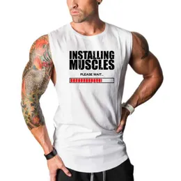 Herrtankstoppar installera muskler vänligen vänta herr gymkläder sommar o-hals sport tank topp mens bomull kroppsbyggande fitness slangess skjorta y240507