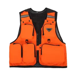 Giacca designer giubbotti da uomo Stilisti Stylist Luxury Women Men Vest da esterno Campeggio con più tasche di alta qualità coppie di alta qualità giacche senza maniche