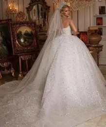 2024 luksusowy puszysty afrykańska suknia ślubna Sheer szyja krótkie rękawy kryształowe koraliki zastosowane koronkowe kobiety ślubne suknie ślubne