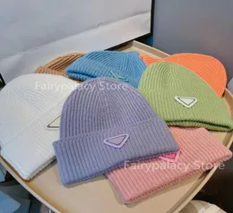 Cała zima Men039s i Women039s Pure Color Knited Hat Warm Kolorowa czapka wyłożona wełnianymi czapkami solidnymi Outs5156643