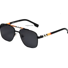 Sonnenbrille für Frauen Designer hochwertiger neuer Strahlung, Sport und modische Sonnenbrille für Fahren, Anti starke leichte UV -Brille