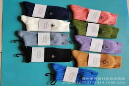 토성 황후 Dowager Socks Four Seasons Double Needle Cotton Middle Tube College 스타일 여성의 2747525