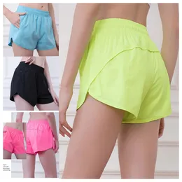 Shorts Women Yoga Shorts Designer Yoga Shorts Outfit Lightweight Gym Athletic Shorts Topche di tasche a violazione rapida aderente con cortometraggi di fitness