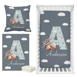 Lvyziho Capital Letter Airplanes Nome personalizzato Set di biancheria da letto Personalized Crib Bianche