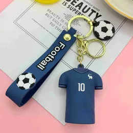 Keychains Lanyards 2022 카타르 축구 스타 유니폼 인형 키 체인 학교 주머니 펜던트 개인화 된 창조적 인 소위 팬 키링 작은 생일 선물