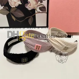 Fashion Wide Hair Bands Classic Crossed pannband Kvinnor Girl Designer Letter Hair Hoop Festival Gifts With Box