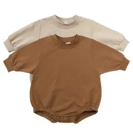 ROMPERS verkaufen Säuglingsmädchen Jungen Jungen Baumwolle Fall Koreanischer Stil Süßes solide O-Neck Long Sleeve Bodysuit für Neugeborene Top Onesies H240507