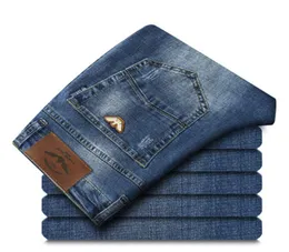 Men039s swobodne wysokiej jakości luksusowe dżinsy nowe swobodne spodnie do dziury list z drukowaniem dżinsów 6674651
