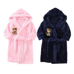 Pigiama autunno inverno abiti da accappatoio per bambini animali da cartone animato Animali caldi per bambini vestiti per la casa abiti da sonno di abiti da sonno 2-6yl2405