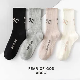 جوارب العلامة التجارية للأزياء FG Rich ESS Socks Season 7 ABC Socks Simple Letters Sports Switchings Trend Socks