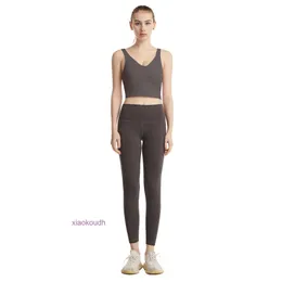 Fashion Ll-tops Sexy Women Yoga Sport Underwear Large Size Quick Drying Elastic Yoga Pants with Exposed Navel Sexy Sports Bra Tank Top Suit Set