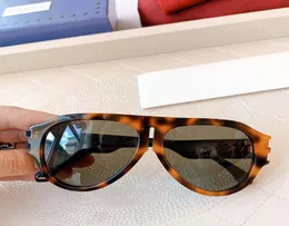 2020 새로운 패션 디자인 선글라스 0665 클래식 파일럿 프레임 최고 품질 단순한 여름 스타일 UV400 렌즈 보호 안경이 포함