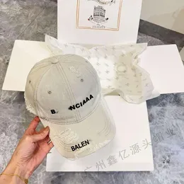 balanciga runner bucket hat designer bouncer balencigaa hat head casquette inevitable Sunlight Korean Version Sun Protection New Paris Baseball Cap Letter Hat