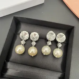 Orecchini per borchie in stile Celebrità di lusso di lusso Zircone grande perla