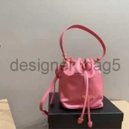 10A+ Mirror quality Designer bag women New Canvas Bucket Bag Nylon Oxford Single Shoulder Bag Drawstring Tote Handheld Crossbody Bag Large Capacity