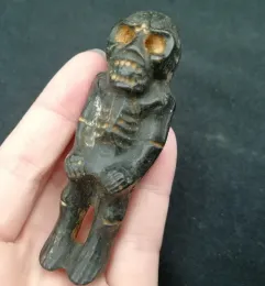 Skulpturer Ancient China Hongshan Culture Meteorite Hand snidat skeletthänge