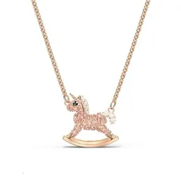 Pendant Necklaces Swallow Lovely Trojan Necklace Exclusive Exquisite and Beautiful Animal Gift for Girlfriend