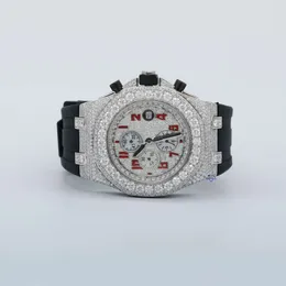 このトレンディな時計でファッションラボがVVSのダイヤモンドを栽培している場所では、メンズデイリーとパーティーウェアに最適な選択肢があります