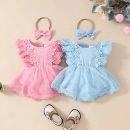 Rompers Summer Bambini per neonati Dress Patchwork 3D Flower Fly Fly Lace Mesh Mesh Equipaggio Calza e fascia H240507