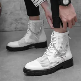 Sommar 2024 Nytt andningsbart mode High-Top Korean Style Casual Men's Motorcycle Boots White Mesh Social Cowboy Boot