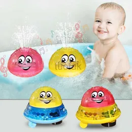 Bath Toys Baby Spray Water Bath Toys Flashing LED Light Rotate With Shower Spädbarn Småbarn Musik Boll Squirting Sprinkler Badrum Leksaker D240507