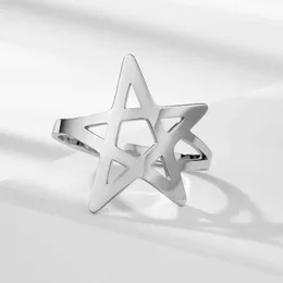 Anéis de casamento Skyrim 2024 New Women Women Pentagram Star Ring Stoneless Aço de aço dourado