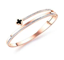 Designer di lusso super scintillante Diamond zircone adorabile Lucky Leave Bracciale in acciaio in acciaio in oro rosa per donna Girl7945381