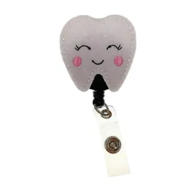 20PCStooth Form Dental Health Dractable Medical Felt Badge Holder Nurse Badge Reel5473255