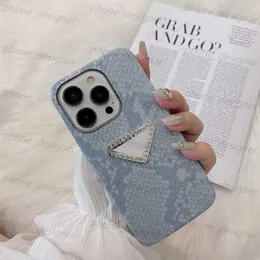 Casos de telefone de glitter de luxo para iPhone 15 14 Pro Max Case Designer de moda Rhinestone Diamond Women Back Capa I 13 Promax 12 11 Triângulo P