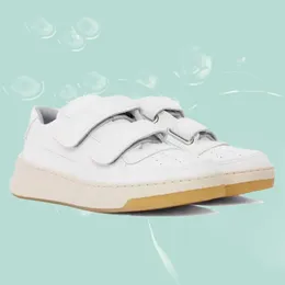 Designer Moda Sapatos clássicos Dermis White Running Sapatos femininos acneidades Smiley Face Studioliness Fifile Strap Velcro versátil espesso de tênis casual 200