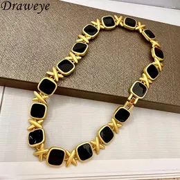 Колье черного квадрата Choker Draweye