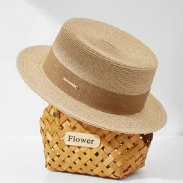 Cappelli larghi cappelli a secchio Designer New Summer for Women Men Panama Pagning Capone Travel Beach Sun Hat Natural Straw Fedoras Jazz UV Protection Birthday Gift T240508