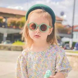 Solglasögon pojke tjej söt baby mode ldren retro runda solglasögon uv skydd klassiska barn solglasögon h240508