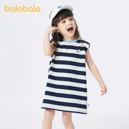 ガールズドレスバラバラ幼稚園の女の子ドレス夏2023年新しい快適なノースリーブクラシックストライプドレス240508