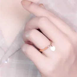 Уважаемые кольца Новое прибытие в связи с сердцем подвесное кольцо розовое золото цвето