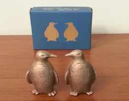 2ピースヴィンテージ鋳鉄ペンギン像ペンギンメタルクラフトアートギフトホームオフィステーブル装飾動物彫刻法B1995292のペア