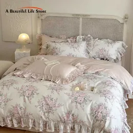 Bedding Sets French Rose Pried Lace Pleated Bedding algodão egípcio Down Toupet Capa Passagem de cama de cama Luxuosa Retro 1000TC J240507