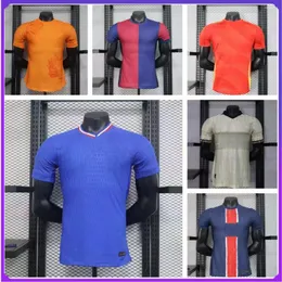 Męskie garnitury 24-25 Casual Sportswear Four Seasons Kit Kit Soccer Fan Fan Outdoor Hal Walcz z krótkimi rękawami