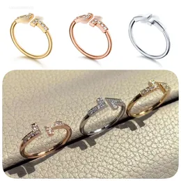 Anelli di fascia Designer Ring per donne Anello di diamante Luxury Mens Doppio O aperto Anello d'amore Anello d'oro Fase popolare Fashi