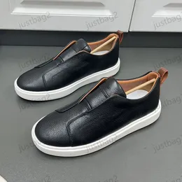 2024 luxury designer sant shoe Mens black tumbled leather slipon sneaker