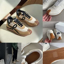 Sneakers a flusso di piattaforma Donne uomini corridore in pelle scamosciata in pelle scamosciata in pelle in cambio di scarpe casual di tela morbida tela tomaia Honey onde in gomma scarpe suona