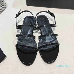 15A Chanelllies Chanells Design Sandals Fashion CF Luxury Women High Heels Leather Cross Lace Up Student Casual Slippers