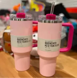 Pink Flamingo 40oz Quencher H2.0 Kaffemuggar koppar utomhus camping rese kar kopp rostfritt stål tumlers koppar med silikonhandtag Alla hjärtans dag gåva US Stock 0508