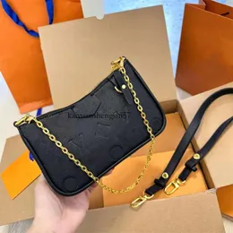 Sacchetto di designer louiseviution Lvse Crossbody Women Crossbody Occhy Specone Borse LouiseviutionBag Chain Wallet Lady Lady su lettere con borsetta a cinghia Borsa di fiori in rilievo 409