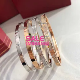 Designer Cartres Bangle V Gold Card Home Screw Armband 18K Rose Gold CNC Craft Wide Version Non Drill 4 10 Love Buckle Armband VQKA