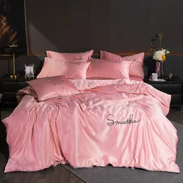 Washed Silk Bedding Set Luxury Solid Color Bedspread Summer Cool Bed Linen Quilt Cover PillowsCase Comforter Bedsheets Sets 240508