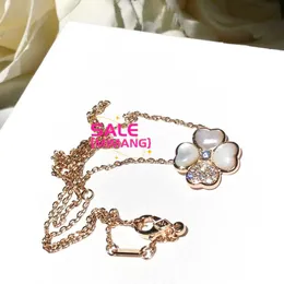 كلاسيكي Van Vintage Pendant Necklace S925 Sterling Silver Designer White Pearl Four Leaf Clover Flower Charm Choker Short For Women Women with 4DMZ