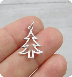 5st Simple Christmas Tree Necklace Tiny Pine Tree Halsband Life Family Acorn Oak Tree Leaf Halsband Söta växtgåvor6584176