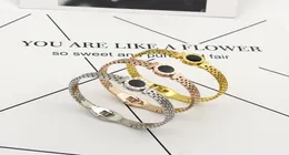Bracelets de charme digital de aço newnsinlessinless para mulheres assistem tira de fashionista hollowista de titânio de titânio jóias A2084000